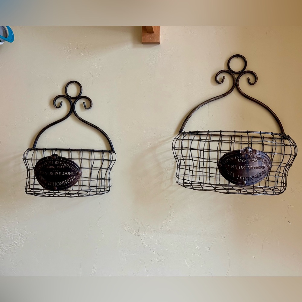 Wire Hanging Baskets- set of 2